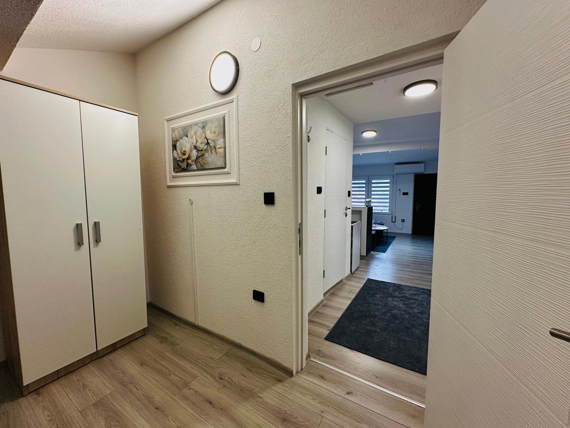 Advan Old Town Apartment